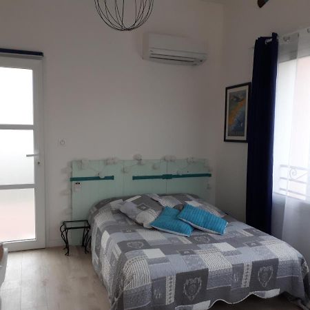 Joli Studio Entre La Mer Et La Ville Ιέρ Εξωτερικό φωτογραφία